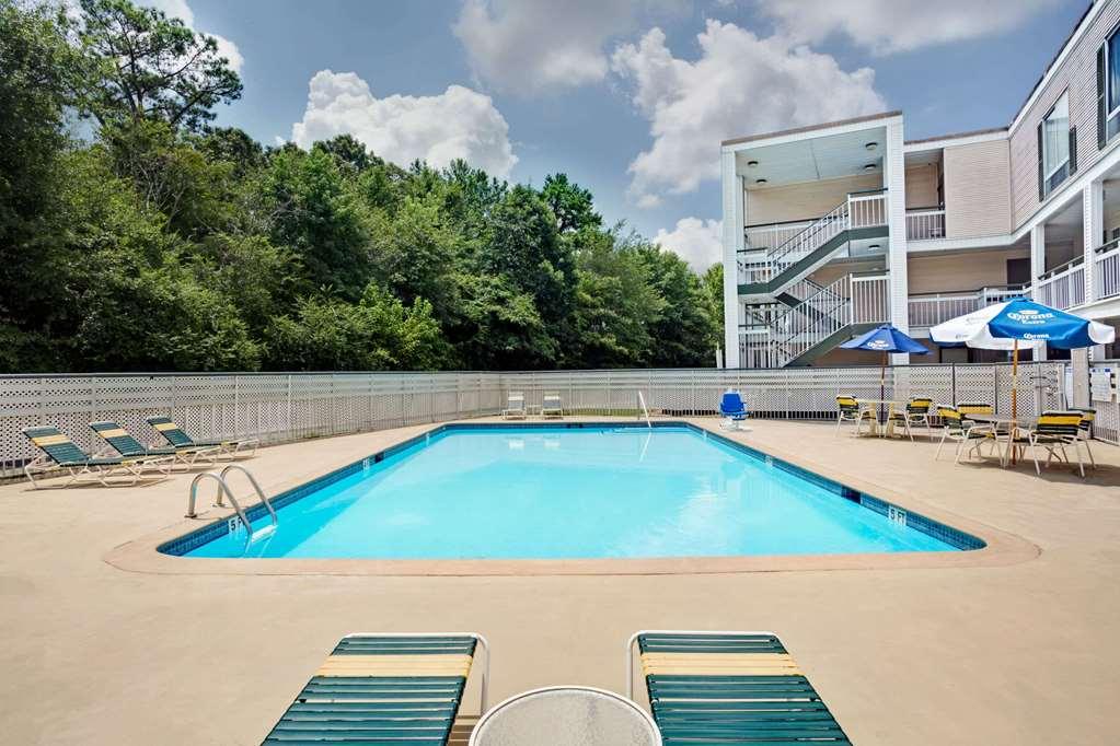 Отель Baymont By Wyndham College Park Atlanta Airport South Экстерьер фото