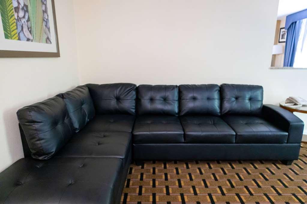 Отель Baymont By Wyndham College Park Atlanta Airport South Номер фото