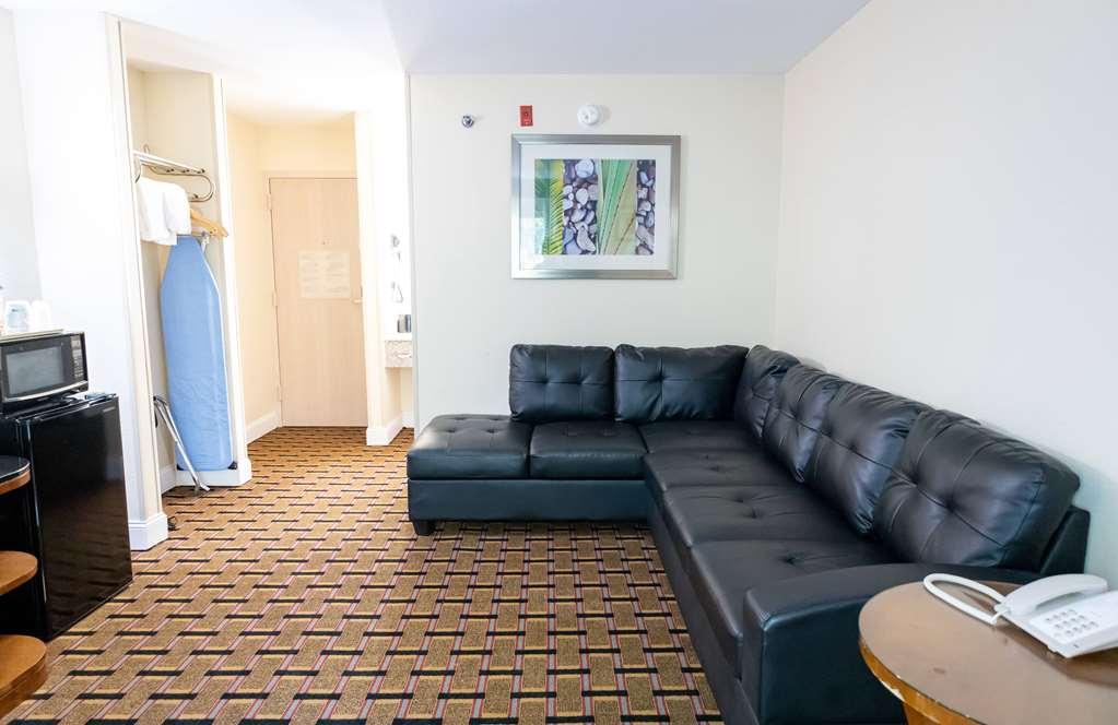 Отель Baymont By Wyndham College Park Atlanta Airport South Номер фото